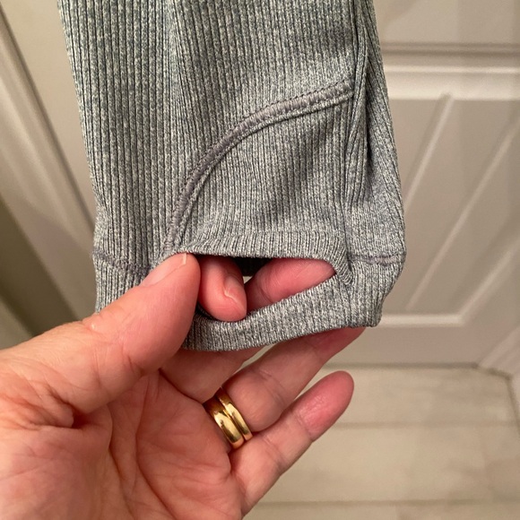 Athleta Women’s Size Medium Uptempo Ribbed Henley in Soft Green - Picture 4 of 9